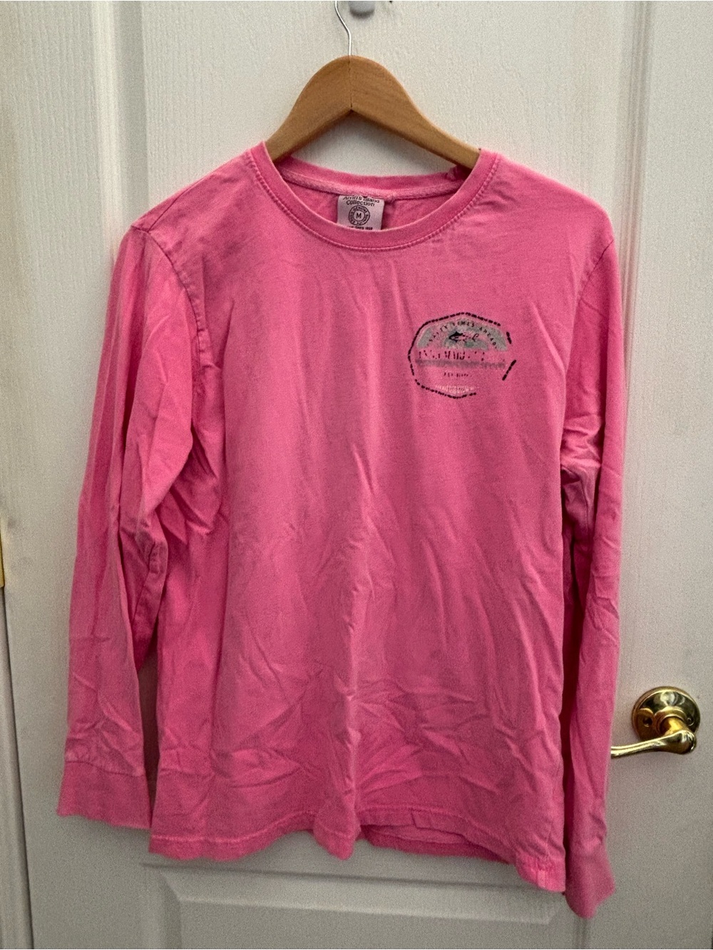 Alvin’s Island Collection M Pink Long Sleeve Tee with Small Chest Logo